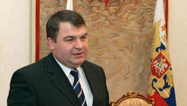 Министр обороны РФ Анатолий Сердюков, как ожидается, во вторник подпишет приказ о создании военной полиции в вооруженных силах страны