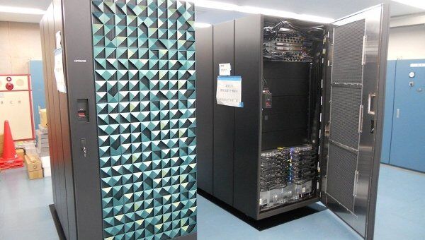 Суперкомпьютер Hitachi SR16000 в университете Токио