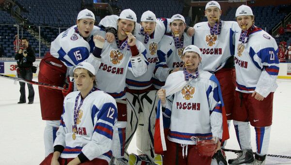 Российская хоккейная молодежка приступает к защите титула в Канаде