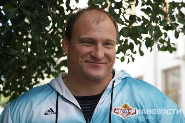 Чемпион Паралимпийских игр Алексей Ашапатов