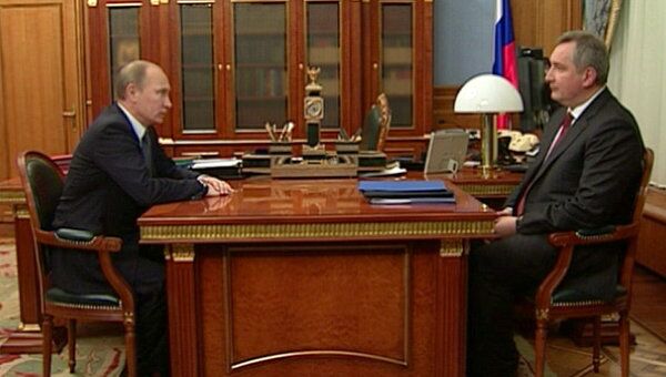 Путин поручил Рогозину разобраться с проблемами космической отрасли