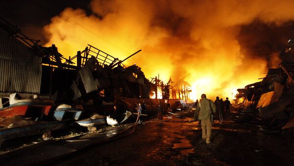 Мощный взрыв прогремел на одном из государственных складов в крупнейшем городе Мьянмы — Янгоне