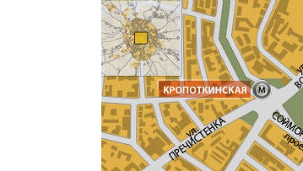 ДТП произошло у храма Христа Спасителя в Москве, двое пострадавших