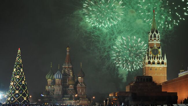 Празднование Нового года. Архив