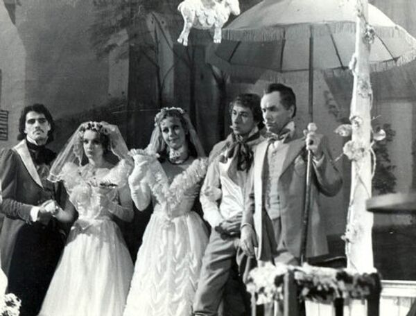 Елена Доронина в роли Жизель в спектакле Мамуре (Ж.Сарман). 1979 год