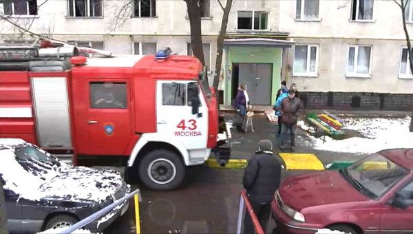Два балкона и две комнаты выгорели в жилом доме на юге Москвы