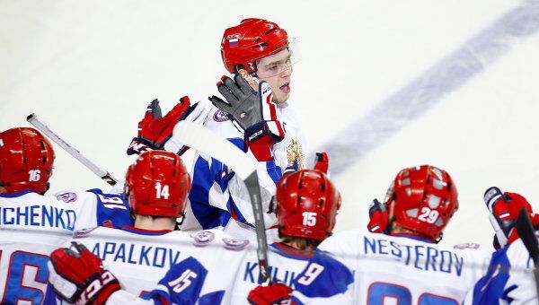 Хоккеисты молодежной сборной России