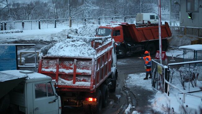 Снегоплавильные пункты Москвы работают в усиленном режиме