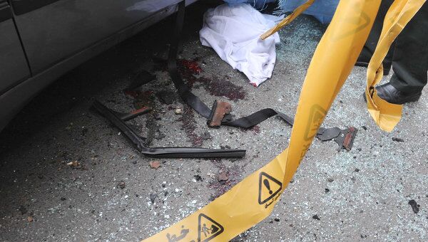 Последствия взрыва заминированного автомобиля преподавателя Политехнического университета Мустафа Ахмади Рошан в Тегеране 