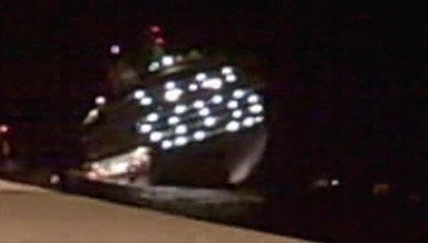 Эвакуация пассажиров с лайнера Costa Concordia. Съемки очевидца