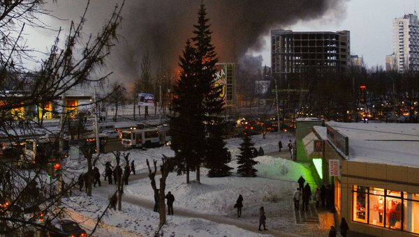 Пожар в пятиэтажном торгово-развлекательном центре Европа на проспекте Октября в Уфе