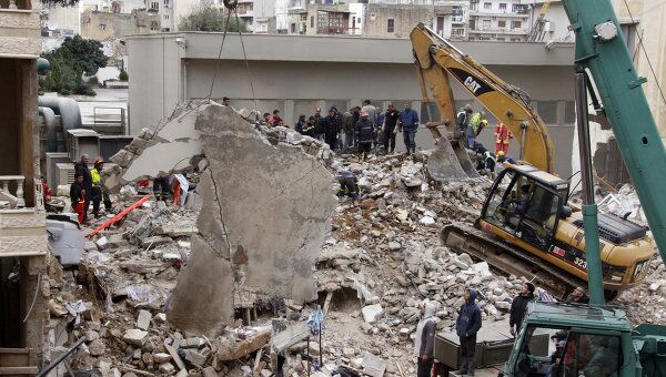 На месте обрушения здания в Бейруте