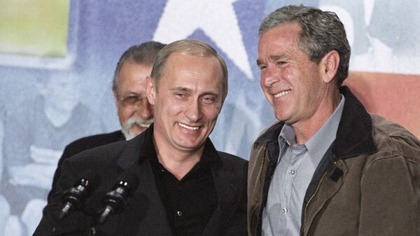 Владимир Путин и Джордж Буш 
