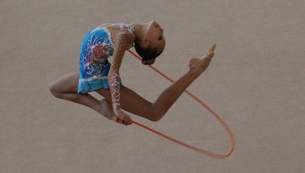 Лучшие гимнастки Сибири: юные художницы сразились за место в сборной