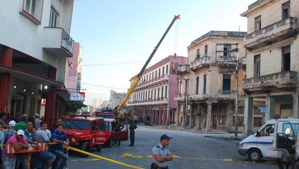 На месте обрушения дома в Гаване