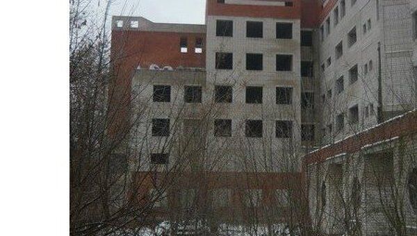 Прибежище бродяг и экстремалов: недостроенный корпус ивановской больницы