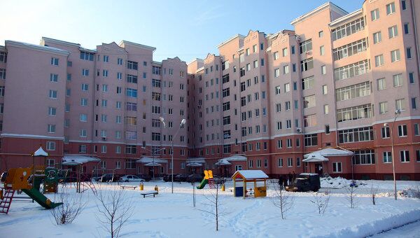 Жители подмосковных Бронниц, лишившиеся жилья из-за взрыва бытового газа в жилом доме, получили новые квартиры