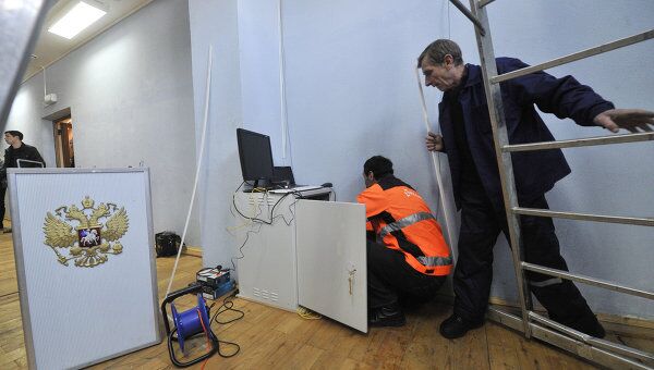 Монтаж комплекса видеонаблюдения на избирательном участке в деревне Детчино Калужской области