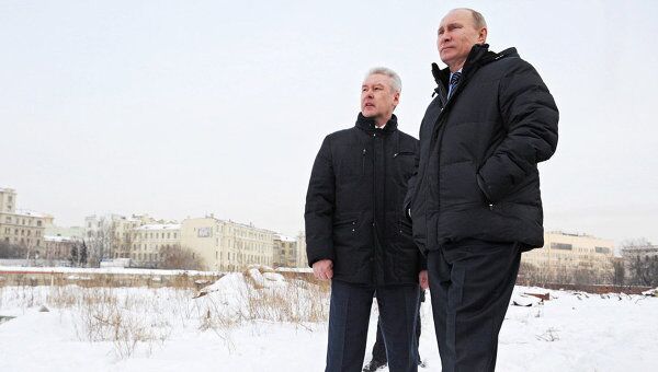 Путин и Собянин совещались в центре Москвы под гудки застрявших в пробке авто
