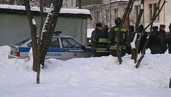 Саперы обнаружили боевую гранату под автомобилем на востоке Москвы