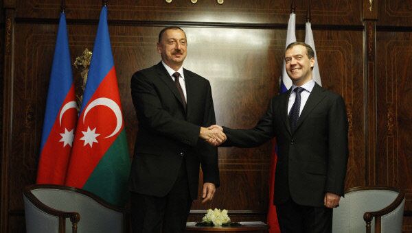 Президент России Д.Медведев встретился с президентом Азербайджана И.Алиевым в Сочи