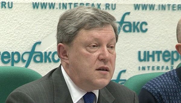 Явлинский рассказал, что его не устраивает в процедуре сбора подписей