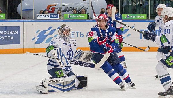 Хоккеисты СКА обыграли московское Динамо в домашнем матче КХЛ