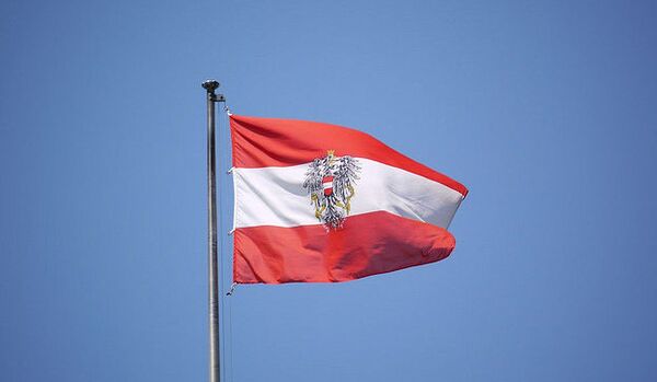 Флаг Австрии Фото