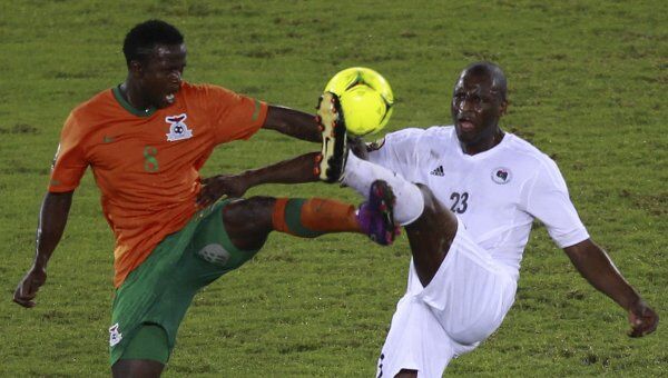 Игровой момент матча Замбия - Ливия