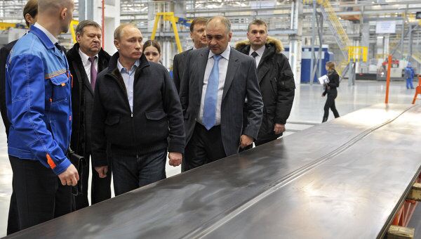 Премьер-министр РФ В.Путин посетил ЗАО Тихвинский вагоностроительный завод