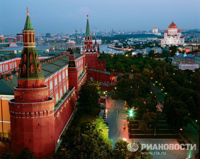 Александровский сад в Москве