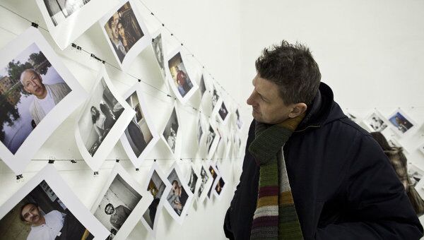 Летописец художественной сцены: Игорь Мухин представил выставку в Москве