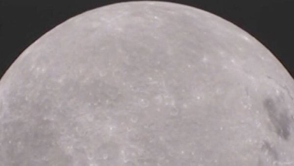 Видеокамера MoonKAM сняла поверхность обратной стороны Луны 