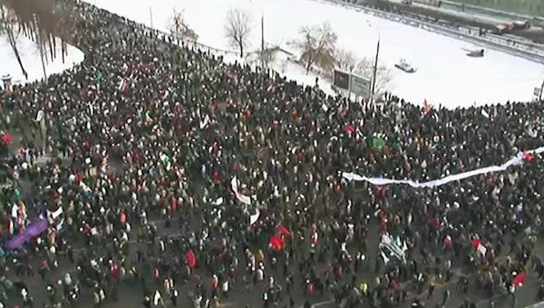 Митингующие в Москве. Архив