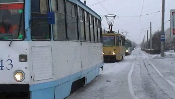 Движение трамваев в Ангарске парализовано из-за снега и льда