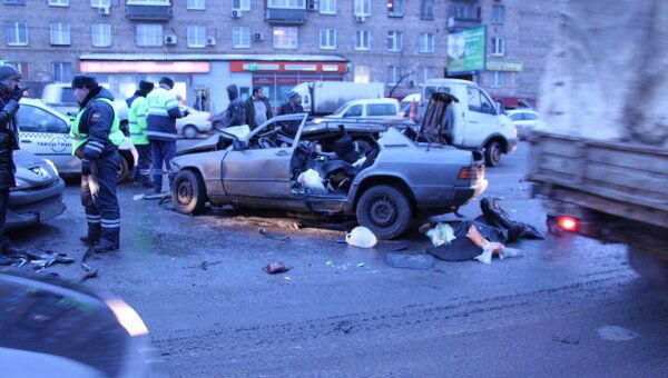 Шесть машин столкнулись на Варшавском шоссе в Москве