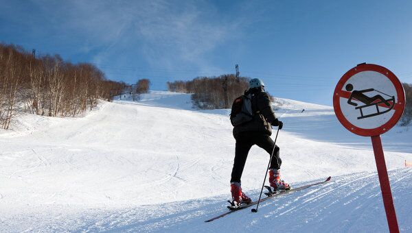 Соревнования по ски-альпинизму. Архивное фото