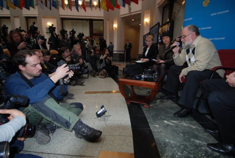 Чуров провел в ЦИКе мастер-класс для профессиональных фотографов