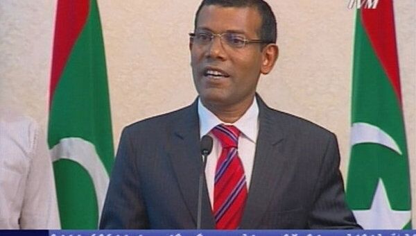 Президент Мальдив объявил об отставке в эфире национального ТВ