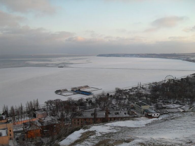 На Украине замерз Керченский пролив. Движение судов остановлено