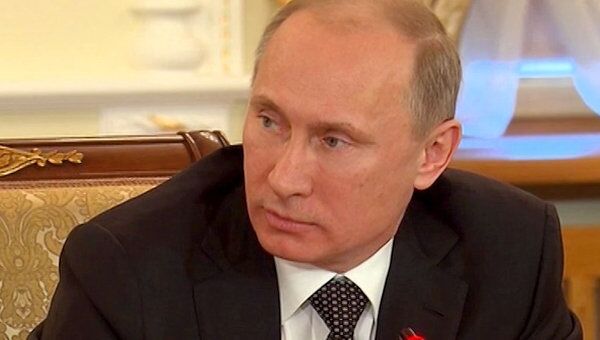Путин заявил, что сирийцы должны сами справиться с проблемами в стране