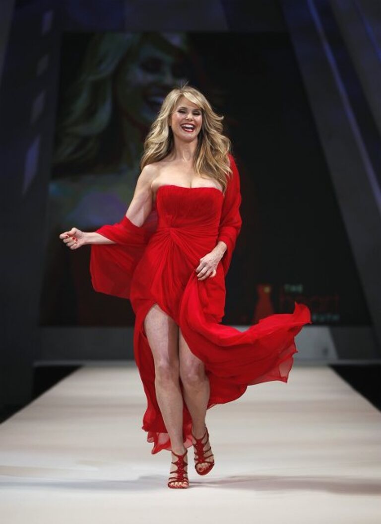 Ежегодный благотворительный показ Heart Truth's Red Dress Fashion Show 