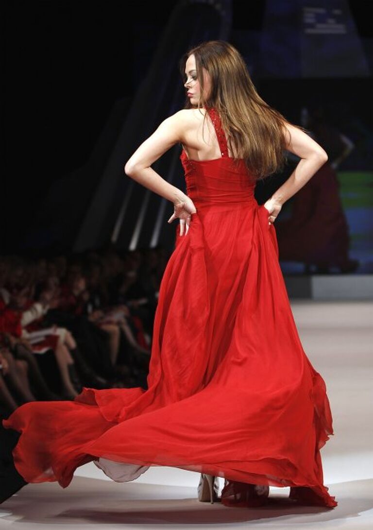 Ежегодный благотворительный показ Heart Truth's Red Dress Fashion Show 