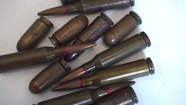 Более тысячи патронов для пистолета ТТ нашли полицейские в частном доме 
