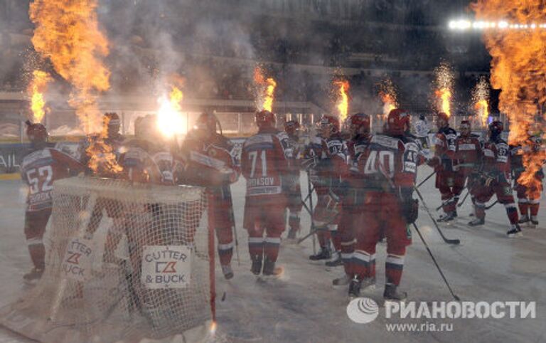 Игроки сборной России после победы в матче Финляндия - Россия