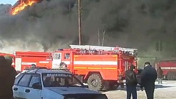 Склад с бытовой техникой горит под Екатеринбургом. Видео очевидца