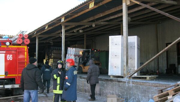 Пожар на складе бытовой техники в городе Верхняя Пышма