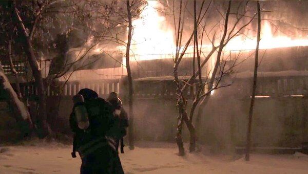 На востоке Москвы загорелась нелегальная пекарня. Видео очевидца
