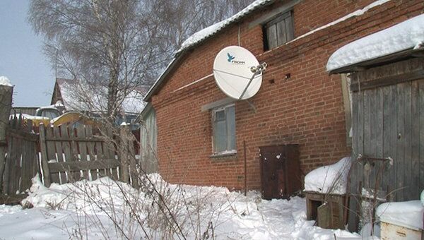 Спутниковые тарелки устанавливают в деревнях для веб-трансляции выборов
