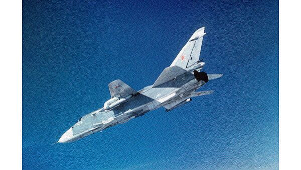 Самолет Су-24. Архив